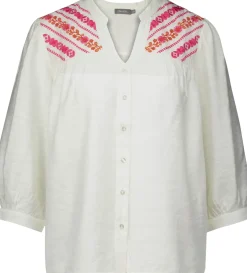 Blouse Embroidery at Yoke Wit