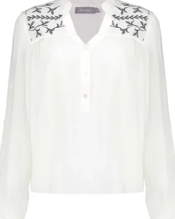 Blouse embroidery Wit