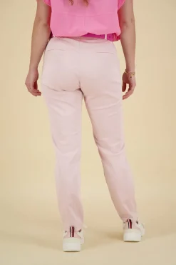 Chino Kate Roze