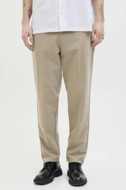 Chino Stace Leo Bruin