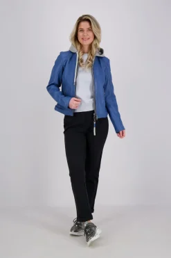 Jack Adila Blauw