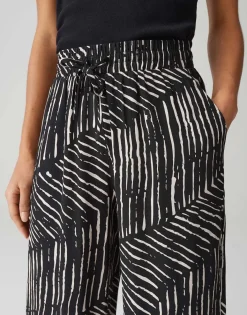 Marou palm leaves Zwart