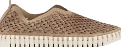 Schoen Beige