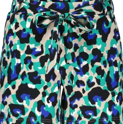 Short Shorty Groen