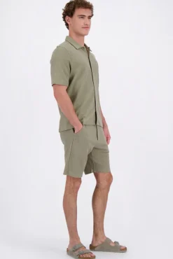 Short Woven Groen